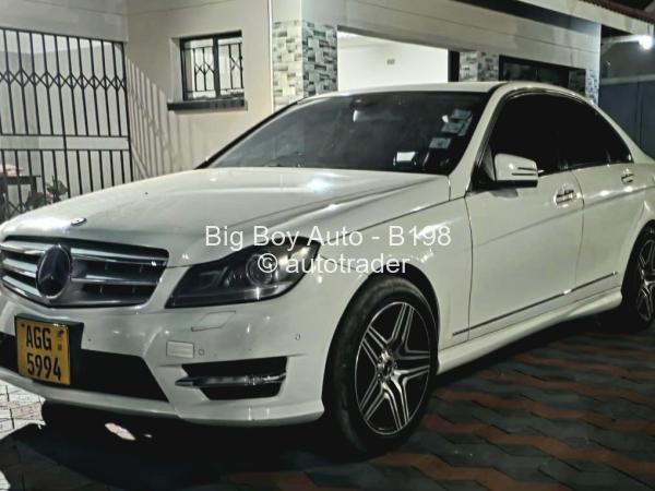 2013 - Mercedes Benz C180