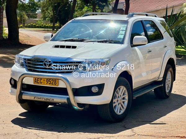 2013 - Toyota  Fortuner