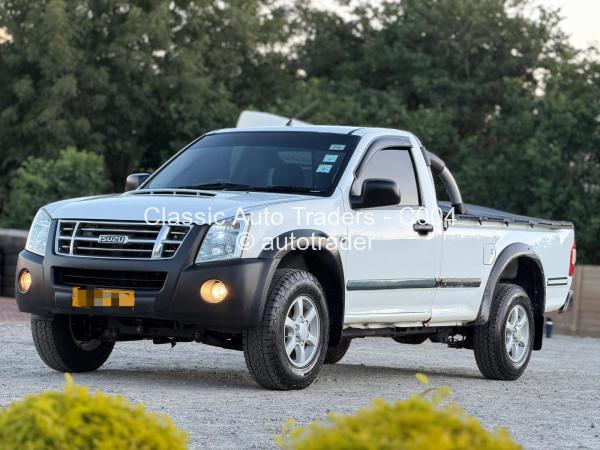 2012 - Isuzu  KB300