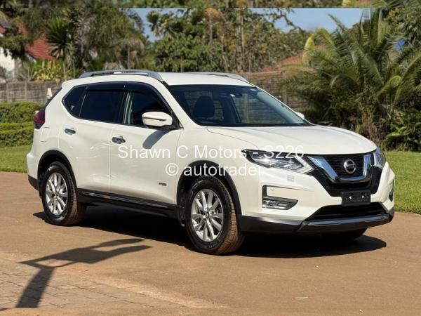 2018 - Nissan  X-Trail