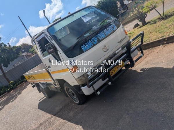 2006 - Toyota  ToyoAce