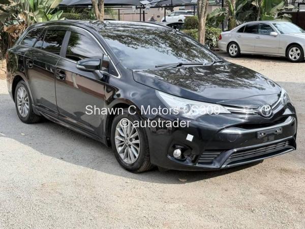2016 - Toyota  Avensis