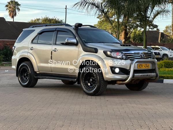 2013 - Toyota  Fortuner