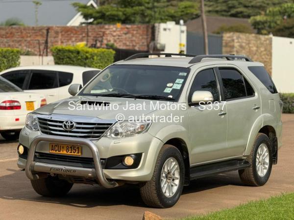 2013 - Toyota  Fortuner