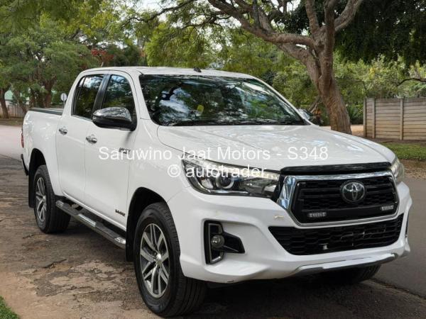 2018 - Toyota  Hilux