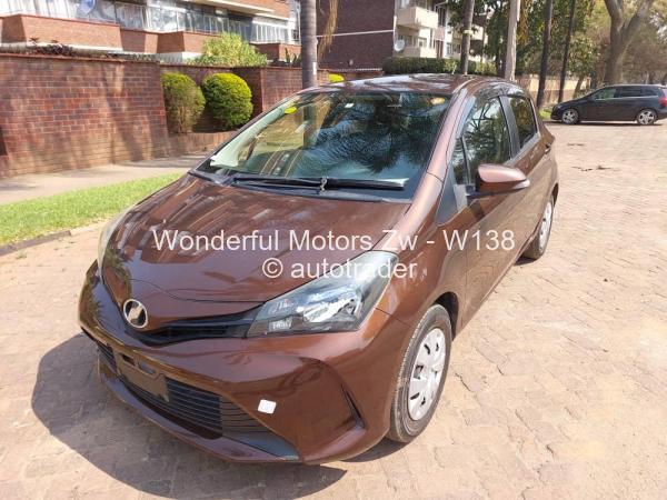 2014 - Toyota  Vitz