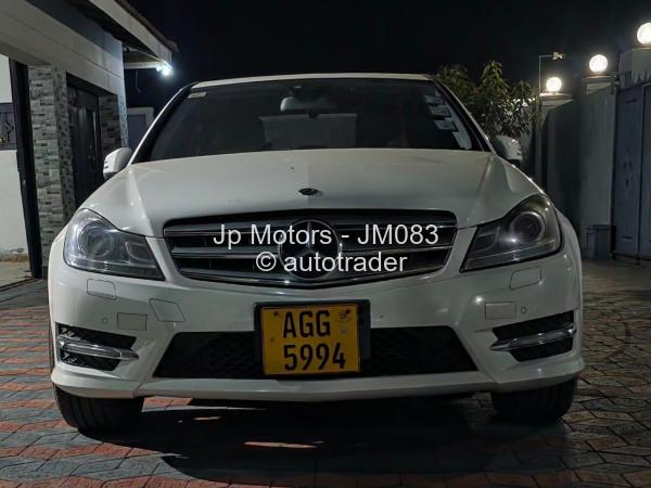 2013 - Mercedes Benz C180