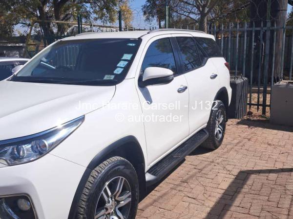 2018 - Toyota  Fortuner