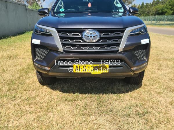 2023 - Toyota  Fortuner
