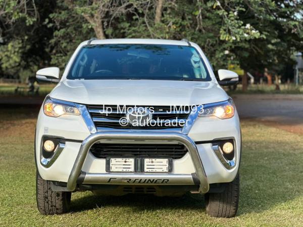 2018 - Toyota  Fortuner