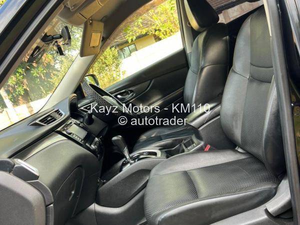 2015 - Nissan  X-Trail