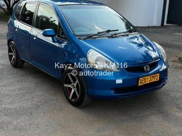 2008 - Honda Fit
