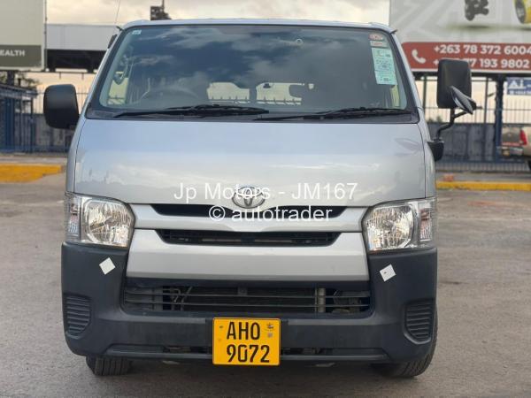 2017 - Toyota  Hiace