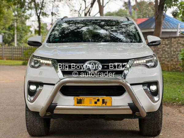 2018 - Toyota  Fortuner