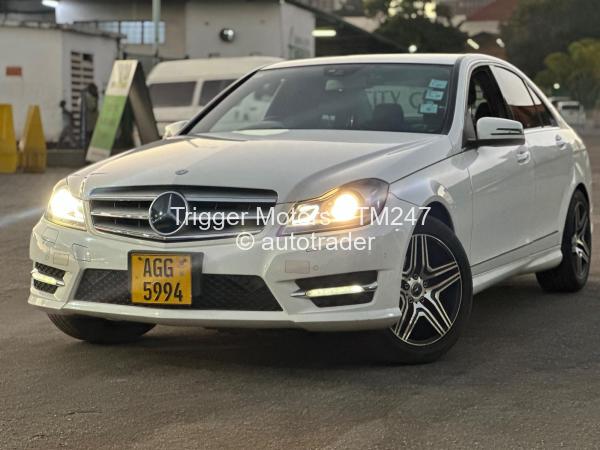 2013 - Mercedes Benz C200