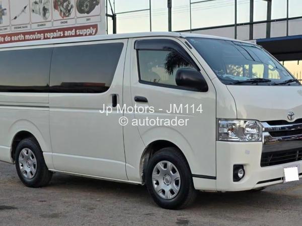 2018 - Toyota  Hiace