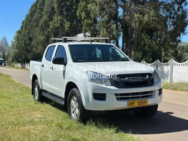 2018 - Isuzu  Dteq