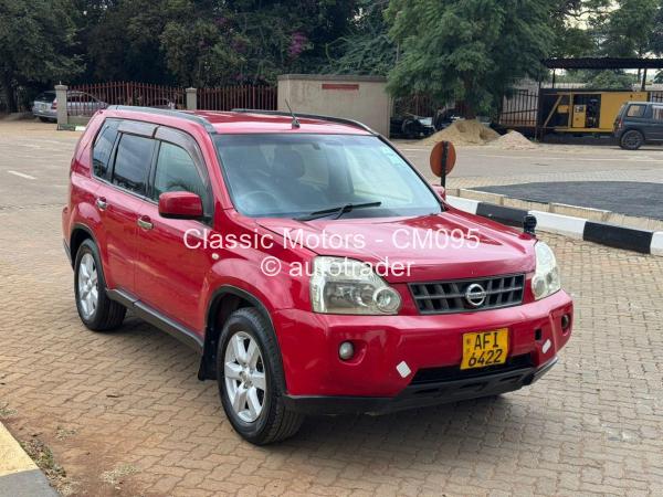 2013 - Nissan  X-Trail