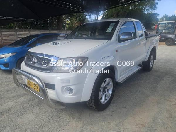 2009 - Toyota  Hilux