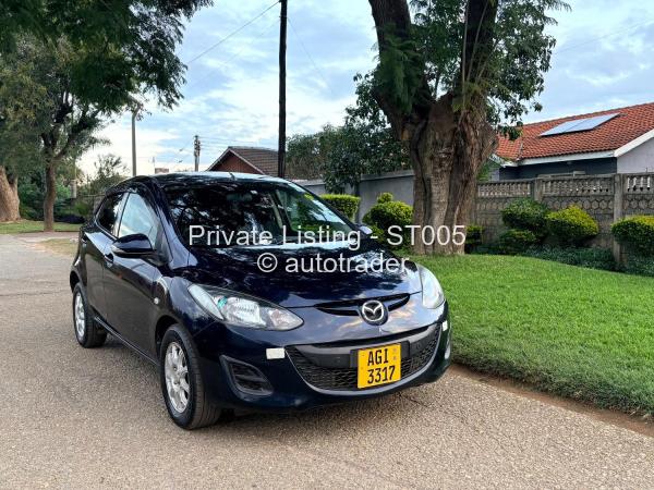 2014 - Mazda  Demio