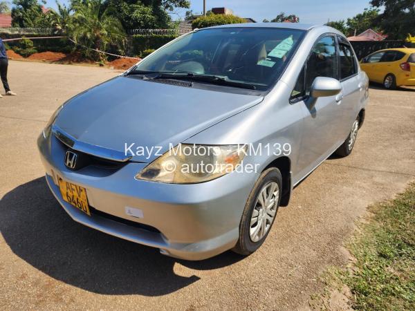 2004 - Honda Aria