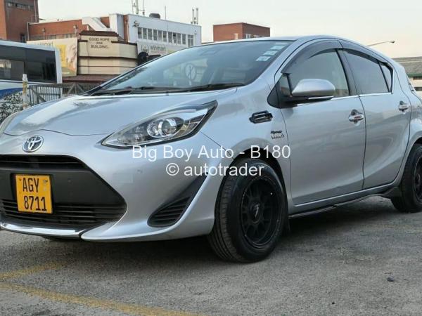 2020 - Toyota  Aqua