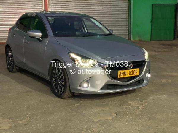 2016 - Mazda  Demio