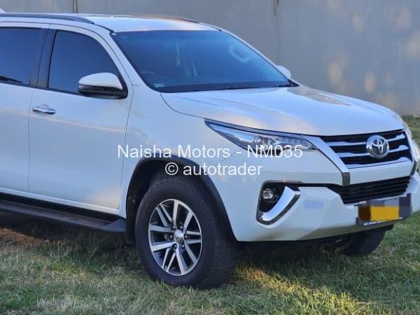 2019 - Toyota  Fortuner