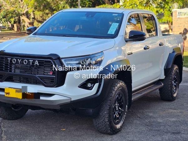 2024 - Toyota  HILUX GD6