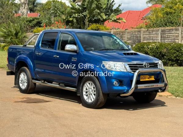 2014 - Toyota  Hilux