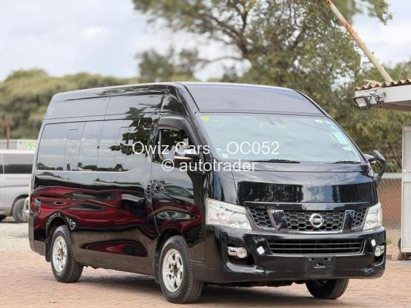 2017 - Nissan  NV350