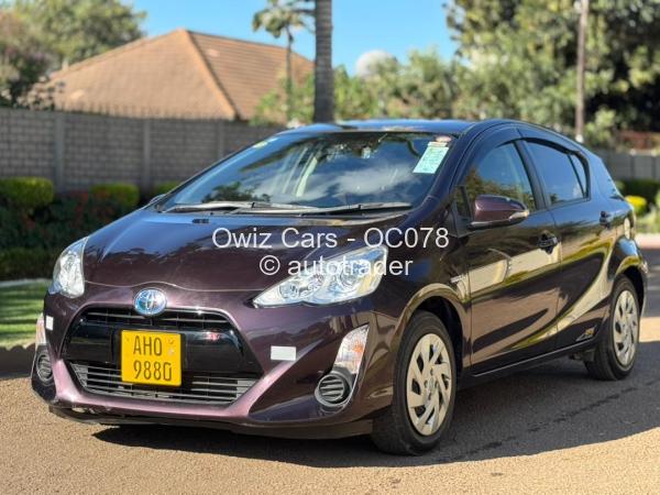 2016 - Toyota  Aqua