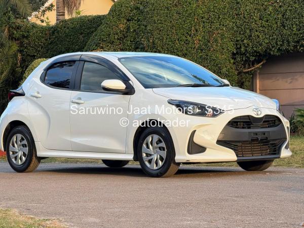 2021 - Toyota  Yaris