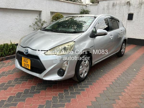 2015 - Toyota  Aqua