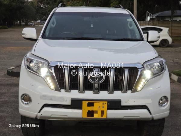 2017 - Toyota  Land Cruiser Prado