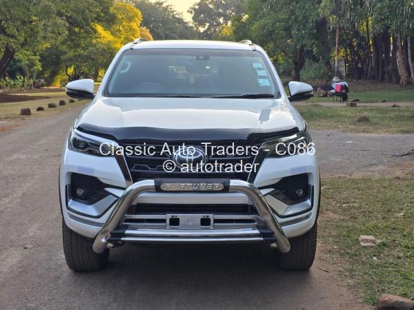 2021 - Toyota  Fortuner