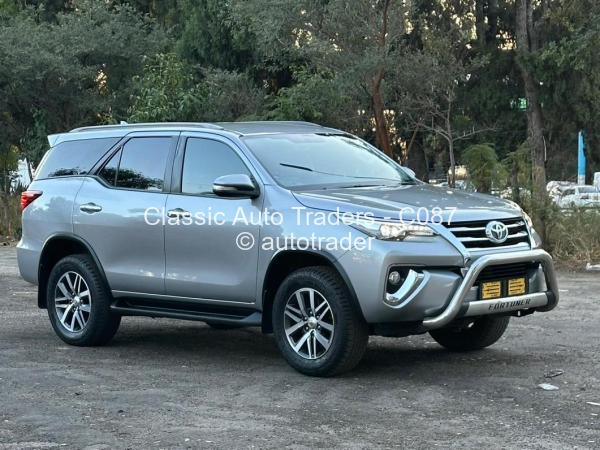 2016 - Toyota  Fortuner