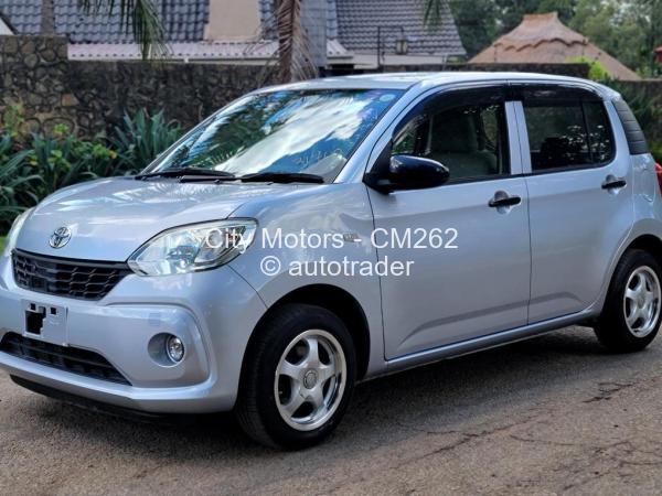 2016 - Toyota  Passo