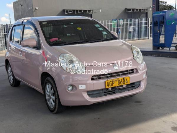 2015 - Toyota  Passo
