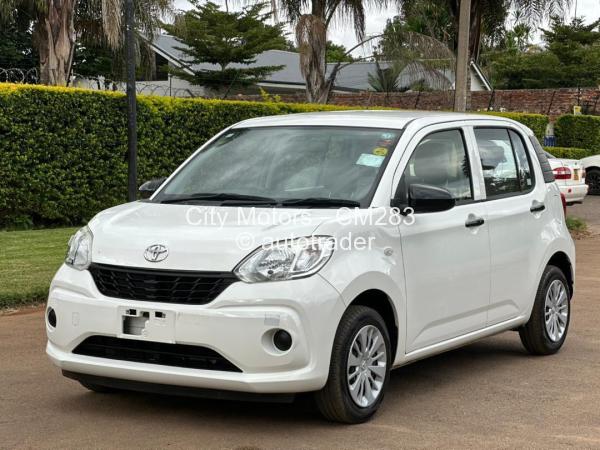 2018 - Toyota  Passo