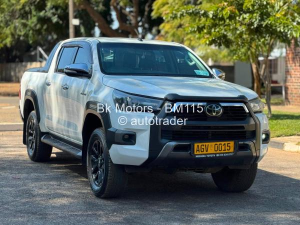 2018 - Toyota  Hilux