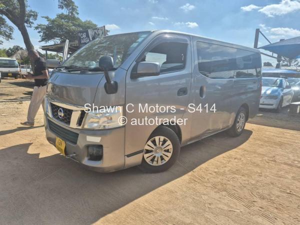 2015 - Nissan  NV350
