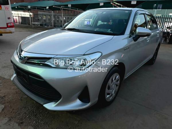 2018 - Toyota  Axio