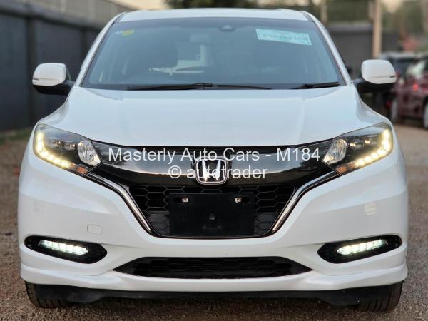 2016 - Honda Vezel