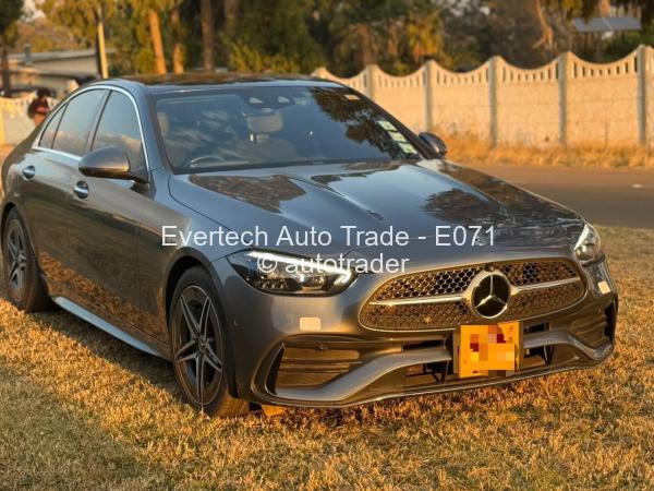 2022 - Mercedes Benz C200