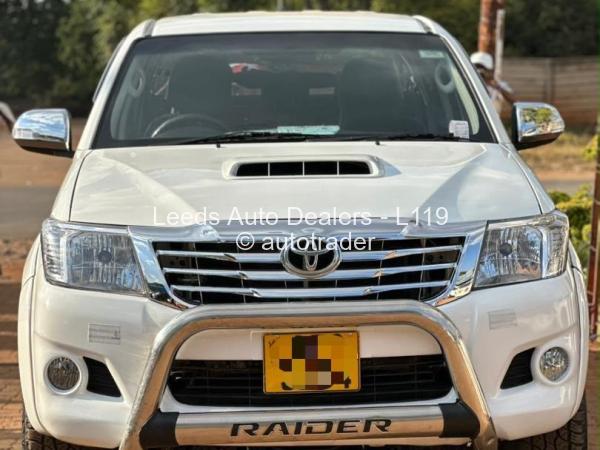 2014 - Toyota  Hilux D4D