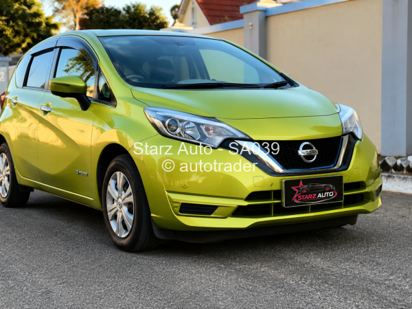 2017 - Nissan  Note