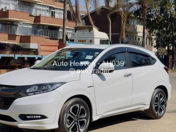 2017 - Honda Vezel
