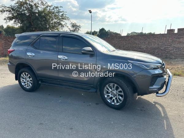 2021 - Toyota  Fortuner