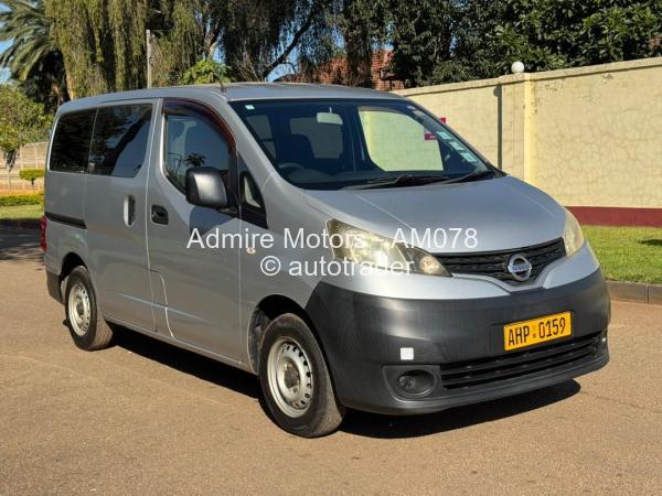 2016 - Nissan  NV200